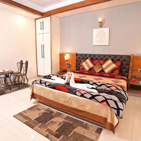 Mayur Hotel Bar And Restaurant Shimla Esterno foto